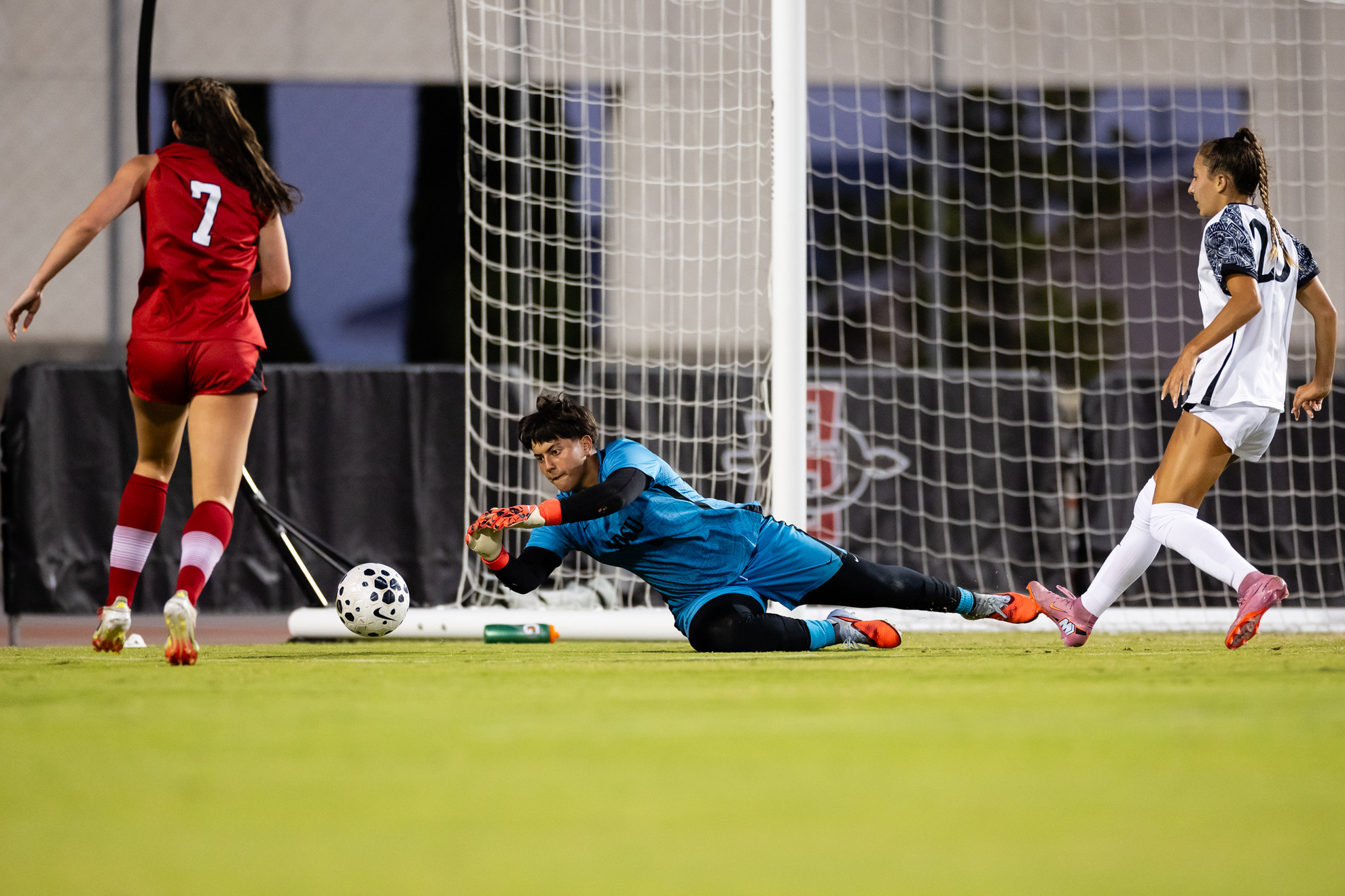 Aztec Women’s Soccer Draws with Hawai’i 0-0 - San Diego State Aztecs