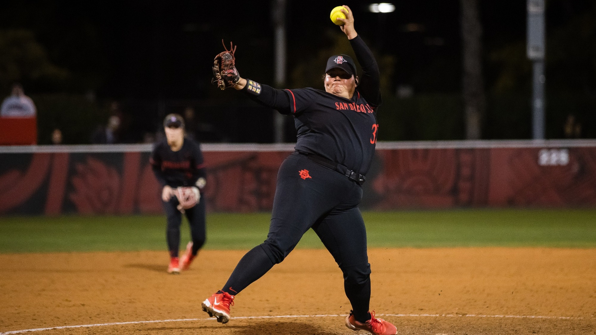 Dee Dee Hernandez Named MW Pitcher of the Week - San Diego State Aztecs