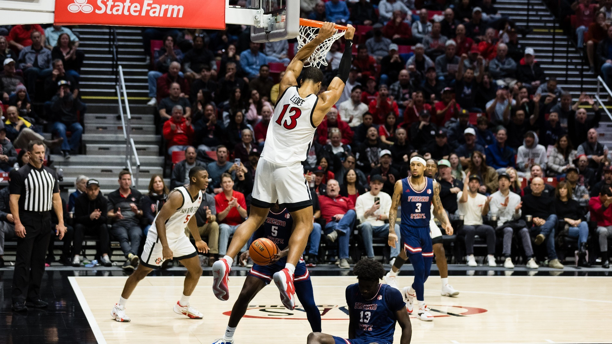 Aztecs Dominate Fresno State in Mountain West Opener - San Diego State  Aztecs