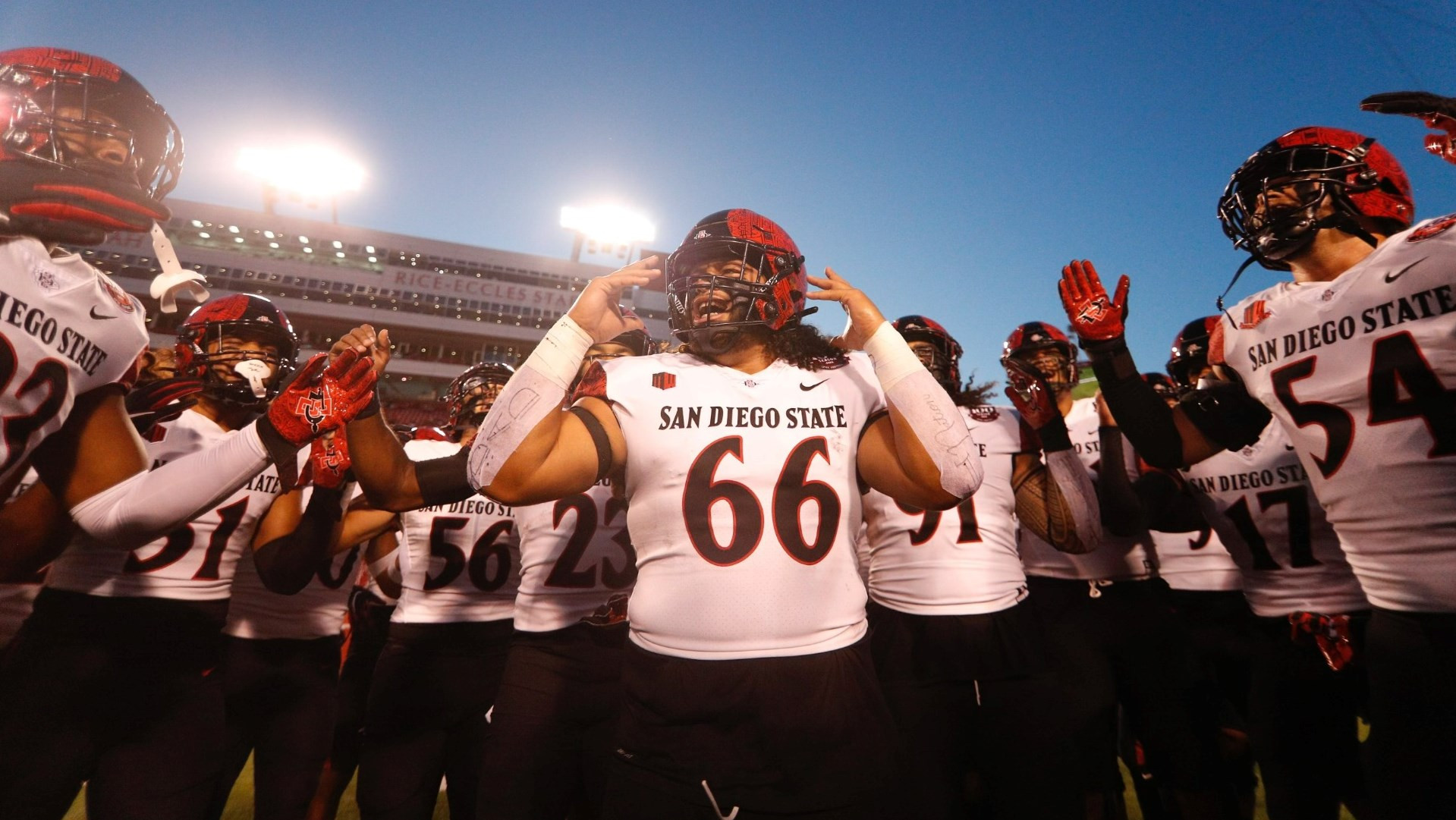 Aztecs Downed at No. 14 Utah, 35-7 - San Diego State Aztecs