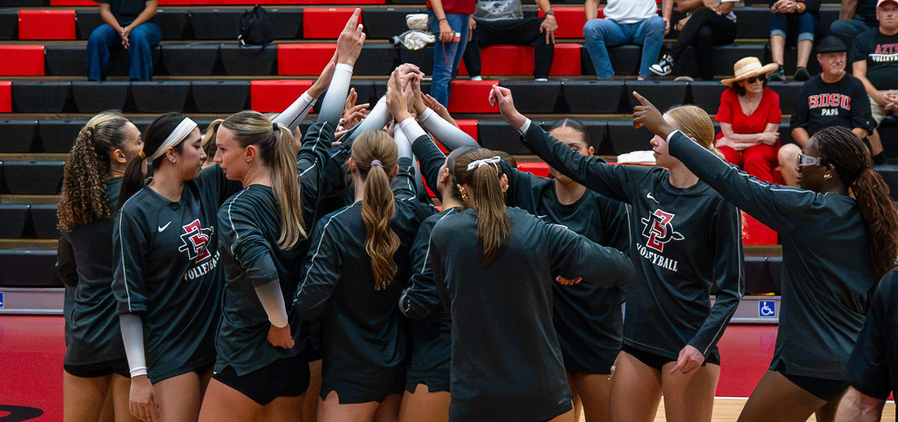 Arizona Comeback Stuns Aztecs in Home Opener