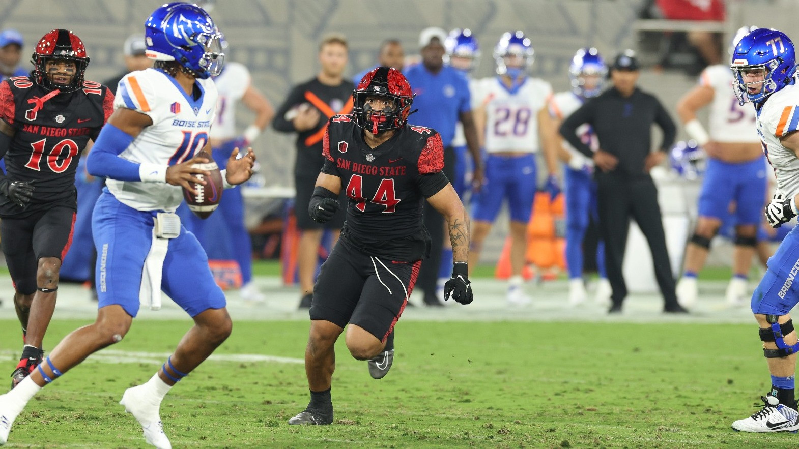 Aztecs Fall to Boise State, 34-31 - San Diego State Aztecs