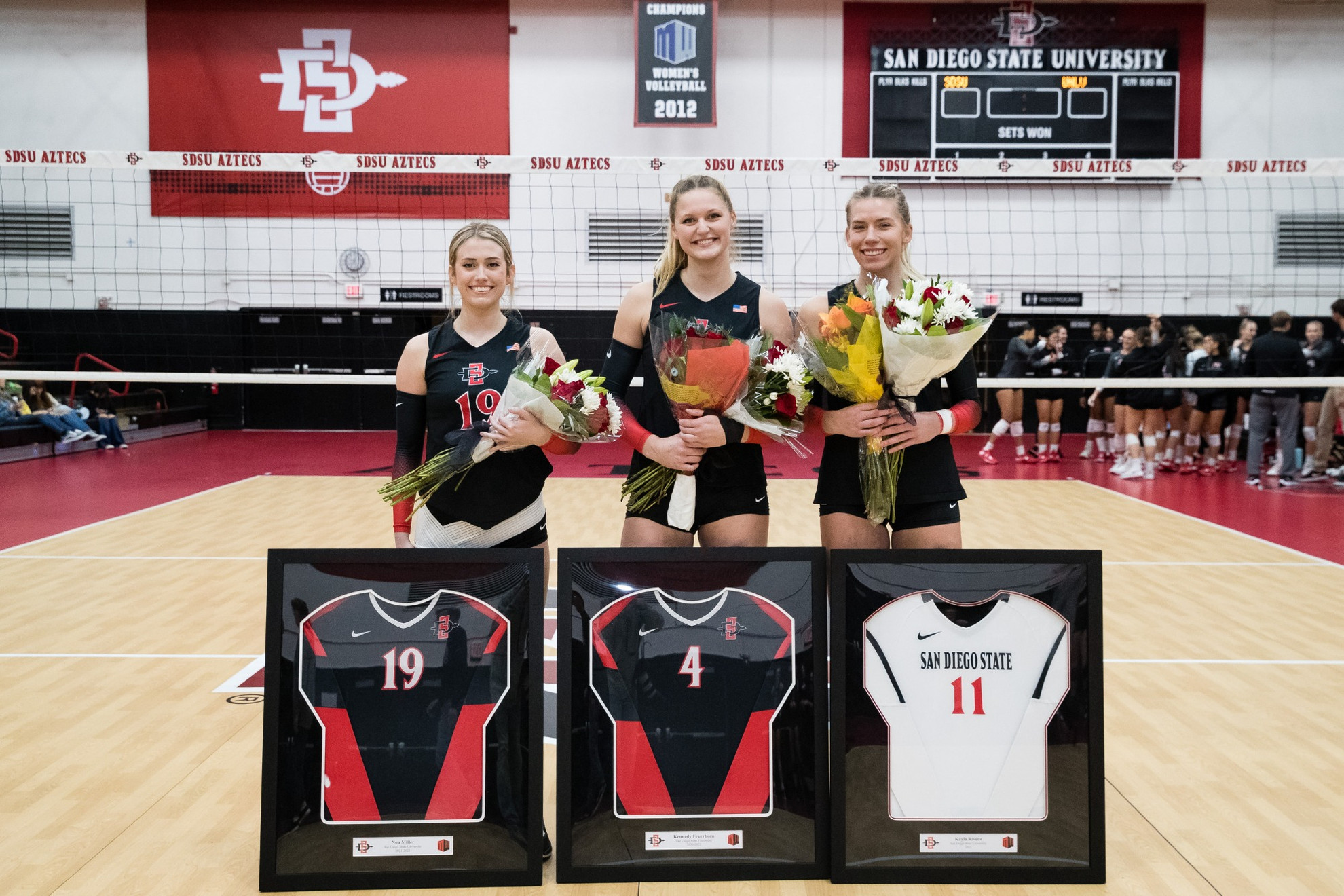 Maillot De Volleyball Nike – San Diego State University – Féminin M – Manches Longues – Occasion