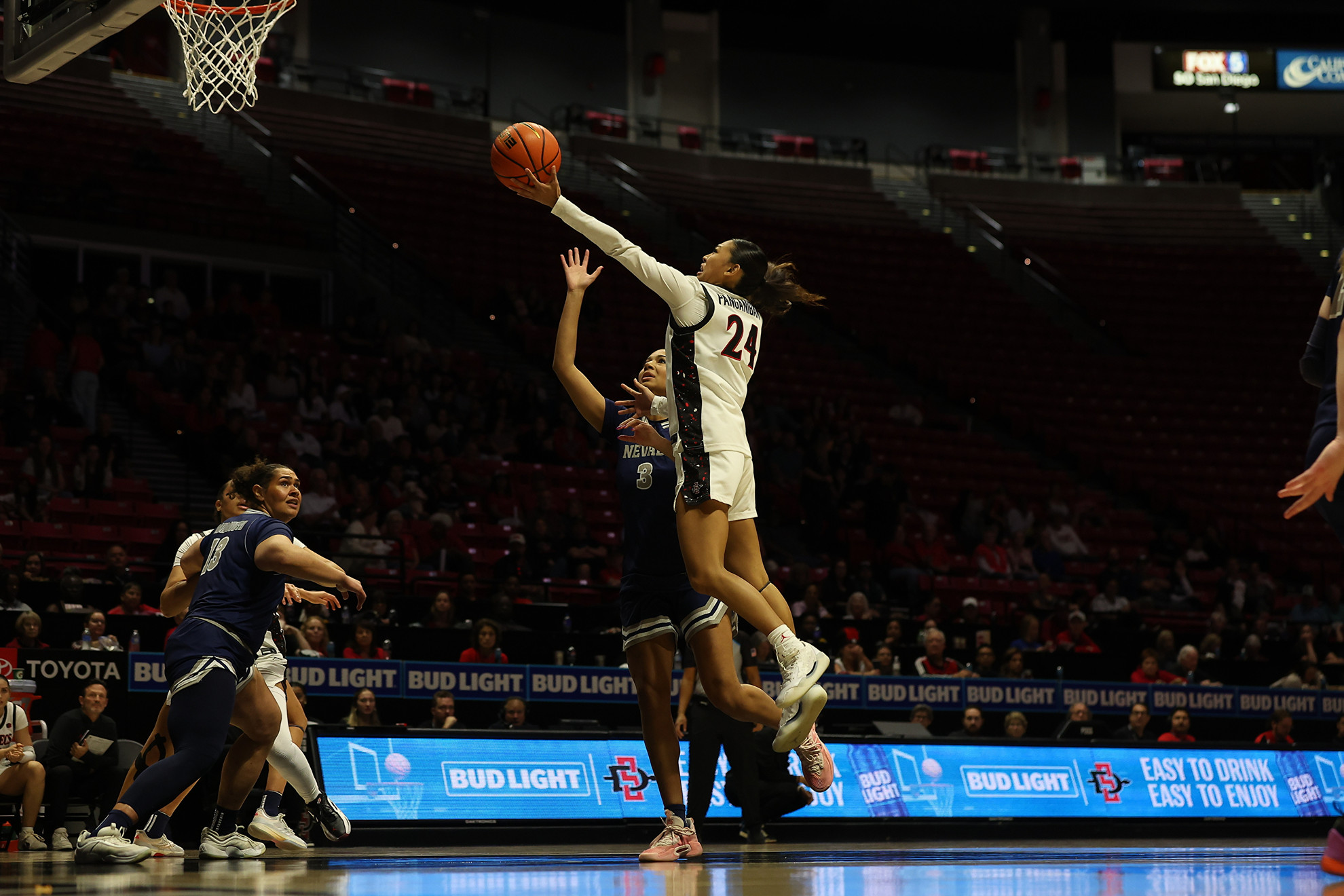 Aztecs Battle UNLV Wednesday Night for Mountain West Supremacy - BVM Sports