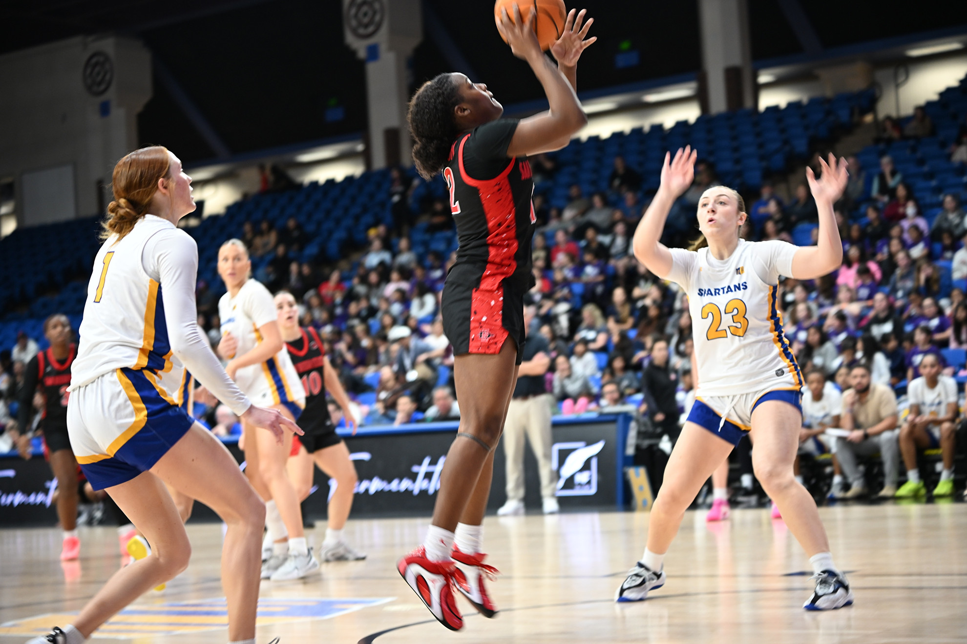 Aztecs Cruise to 81-52 Win at San Jose State - San Diego State Aztecs